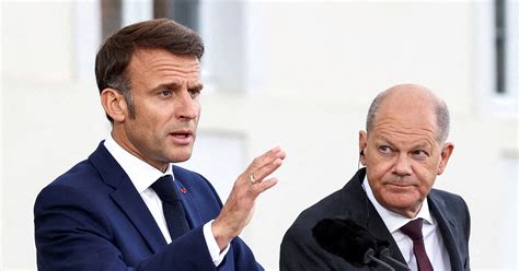 French election: Macron's gamble raises stakes for .